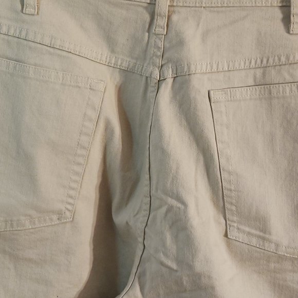 NWT Womens Capris Lee Riders 24W Beige - Oatmeal Color - Picture 11 of 14